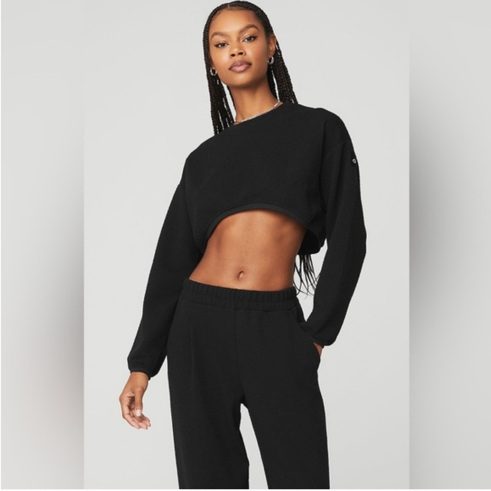 ALO Yoga tailored long sleeve crop and pants set